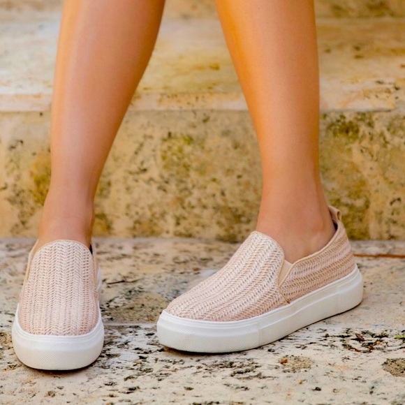 mia platform sneakers